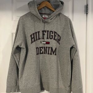 Tommy Hilfiger Gray Hoodie.  Hilfiger Denim.  Size Large.  Large Grey Hoodie.